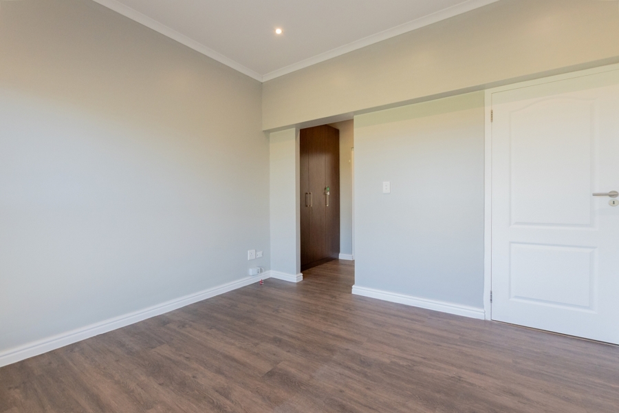 To Let 4 Bedroom Property for Rent in Langebaan Country Estate Western Cape